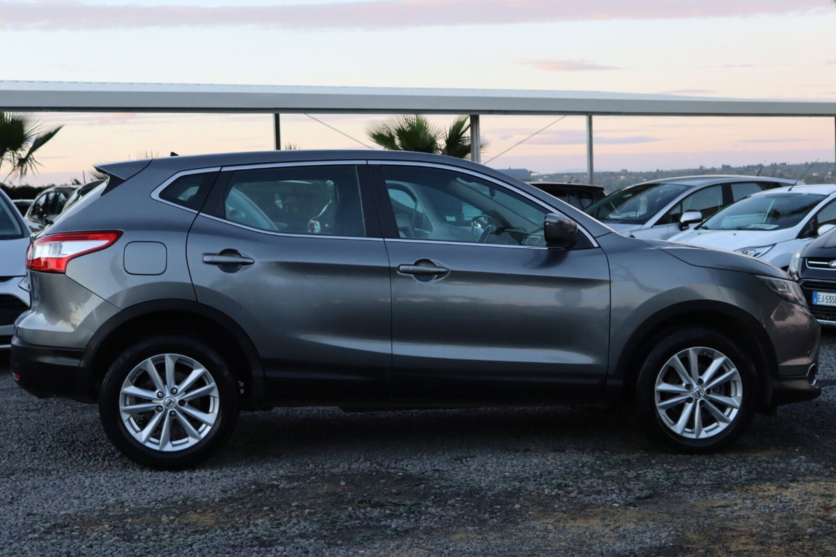 Nissan Qashqai 1.5 dCi Business (10)