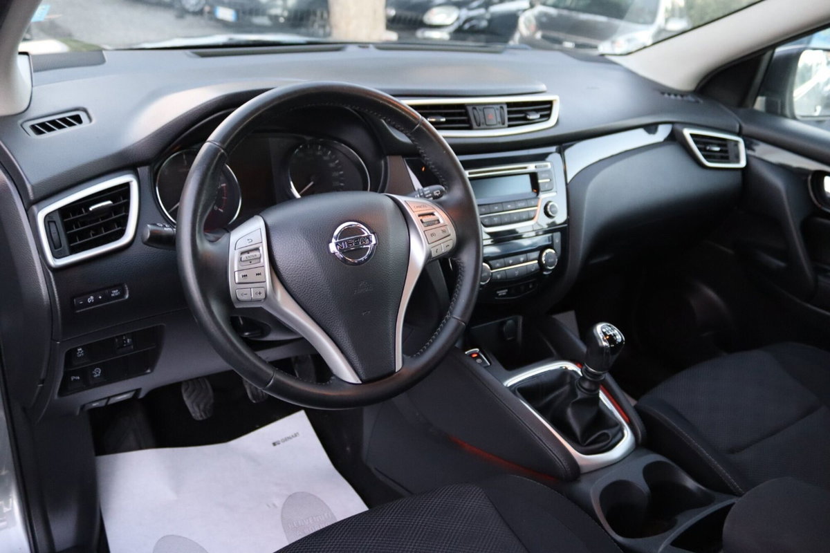 Nissan Qashqai 1.5 dCi Business (13)