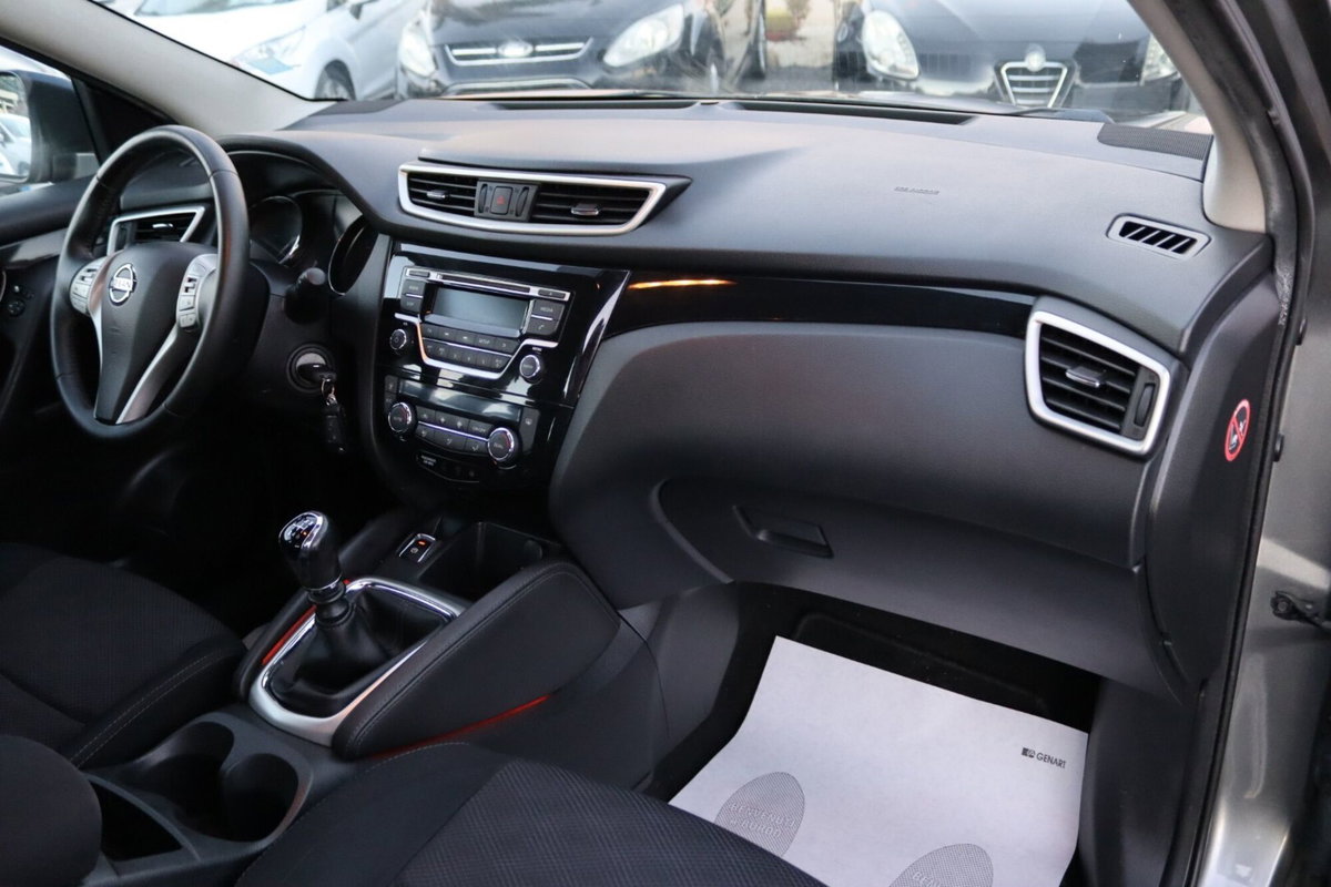 Nissan Qashqai 1.5 dCi Business (18)