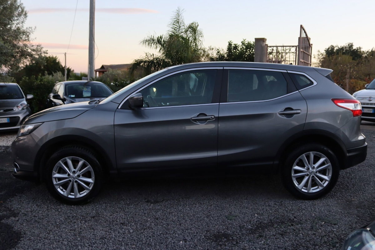 Nissan Qashqai 1.5 dCi Business (5)