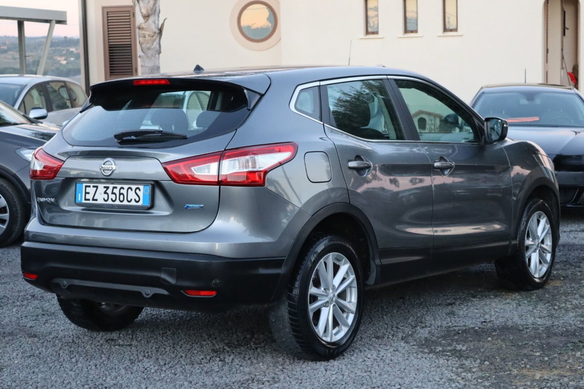 Nissan Qashqai 1.5 dCi Business (9)