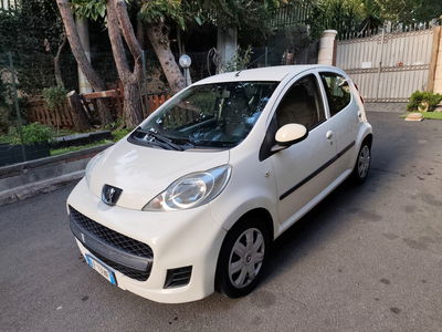 Peugeot 107 68CV 5p. Sweet Years usata
