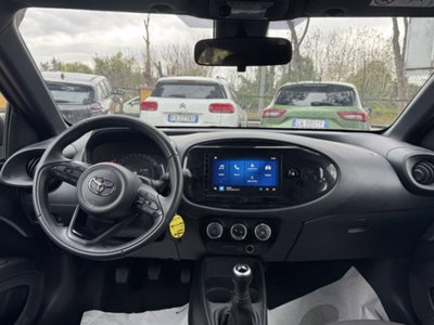 Toyota Aygo X 1.0 Lounge 72cv (7)