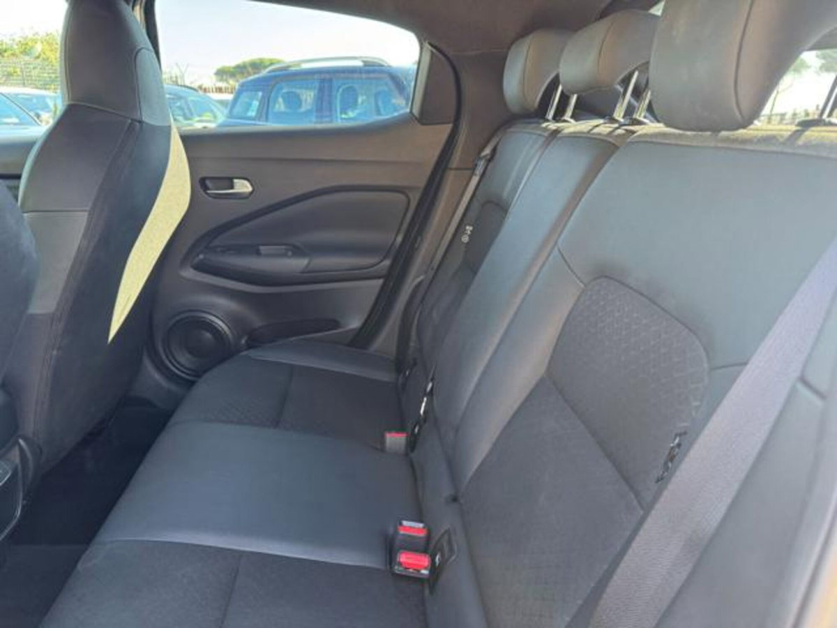 Nissan Juke 1.0 dig-t Acenta 114cv (12)