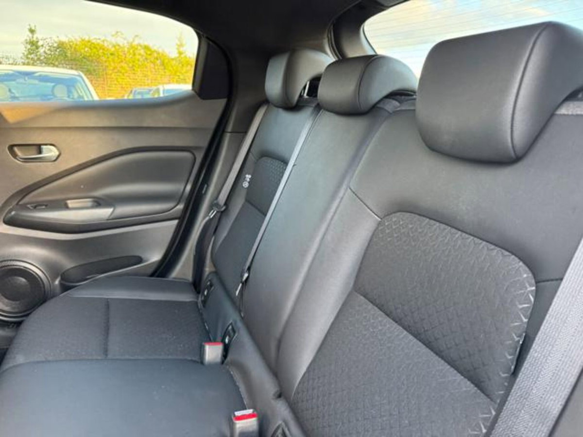 Nissan Juke 1.0 dig-t N-Connecta 114cv dct (6)