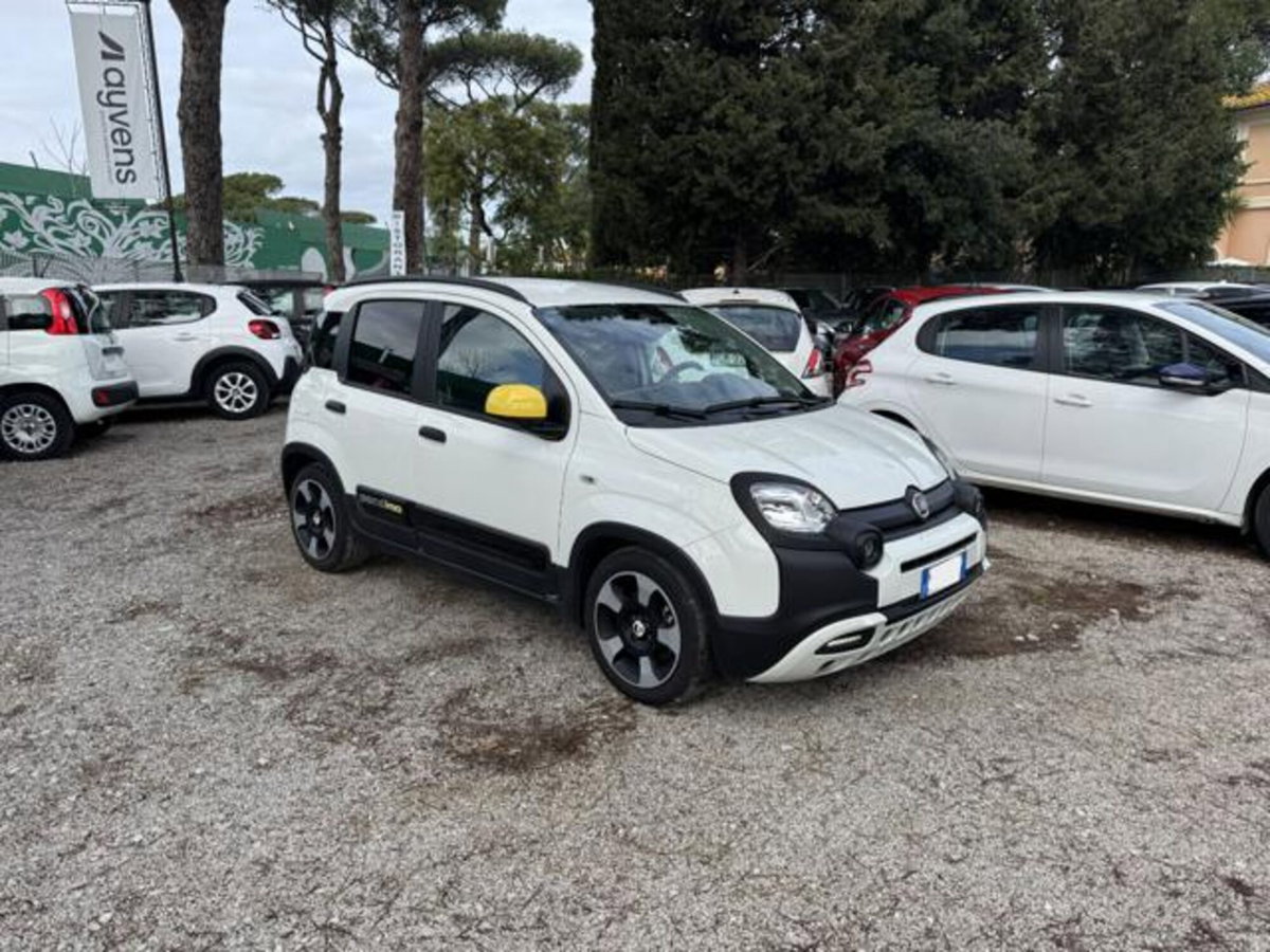 Fiat Panda Cross 1.0 firefly hybrid Cross s&s 70cv 5p.ti