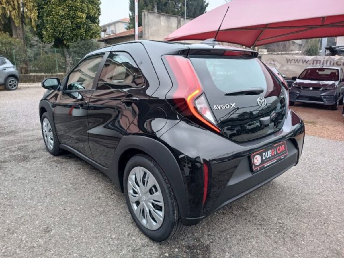 Toyota Aygo X 1.5 hybrid e-cvt (5)