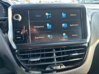 Peugeot 2008 120 S&S Black Matt (11)