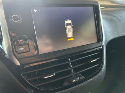 Peugeot 2008 120 S&S Black Matt (16)