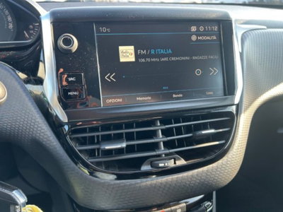 Peugeot 2008 120 S&S Black Matt (19)