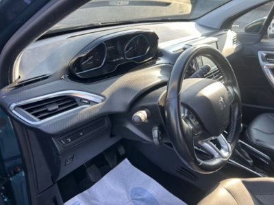 Peugeot 2008 120 S&S Black Matt (7)