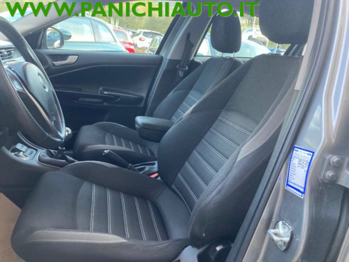 Alfa Romeo Giulietta 1.6 JTDm Giulietta 120cv (11)