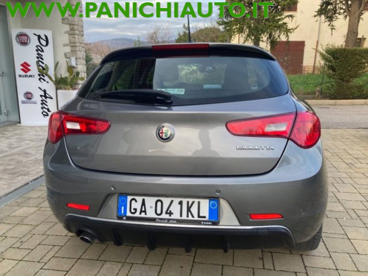 Alfa Romeo Giulietta 1.6 JTDm Giulietta 120cv (6)