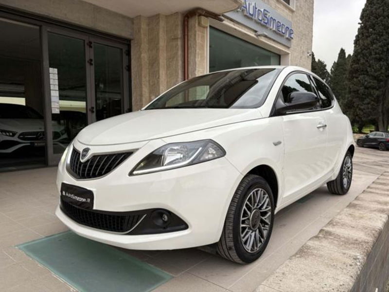 Lancia Ypsilon 1.0 FireFly 5 porte S&S Hybrid Gold Plus