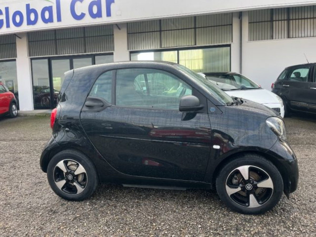 smart Fortwo EQ Passion Nightsky (3)