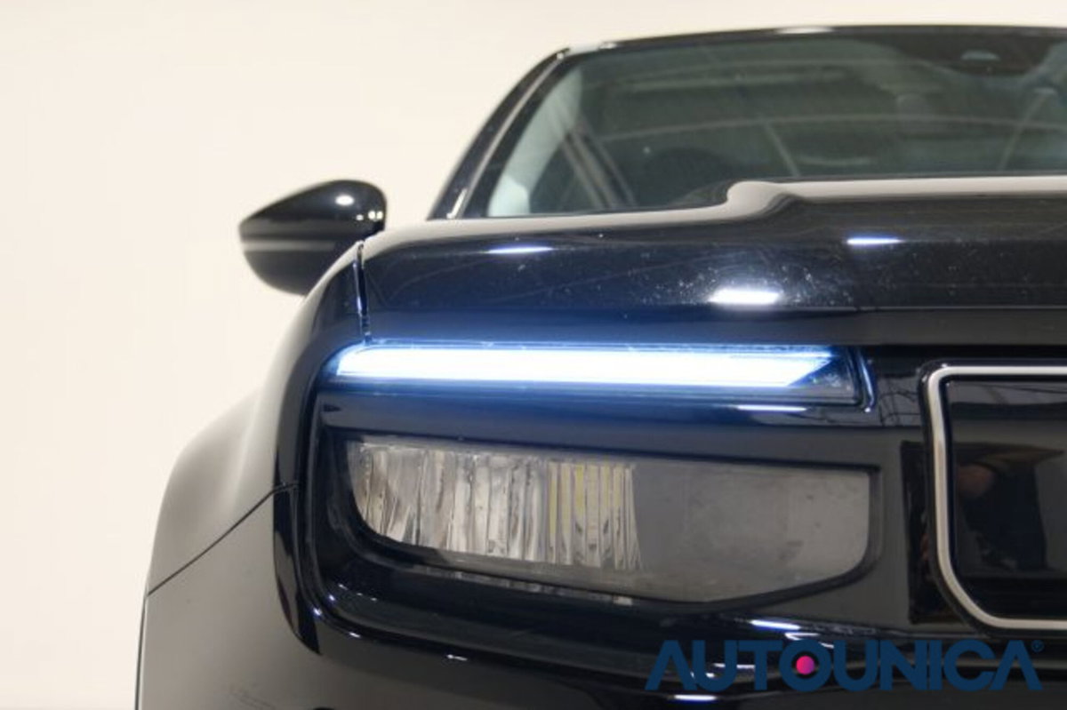 Jeep Avenger 1.2 turbo Longitude fwd 100cv (12)