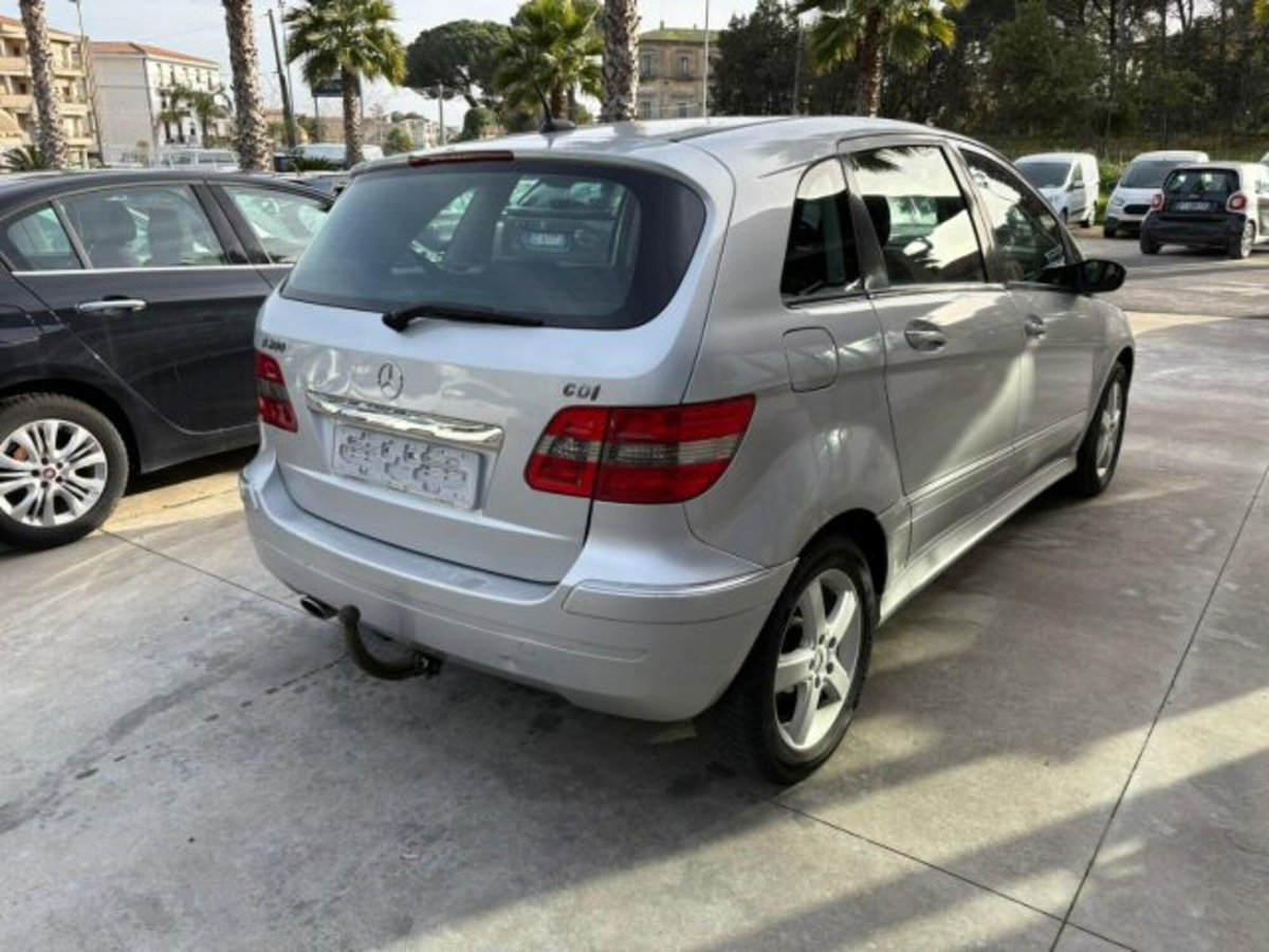 Mercedes-Benz Classe B 200 CDI Chrome (4)