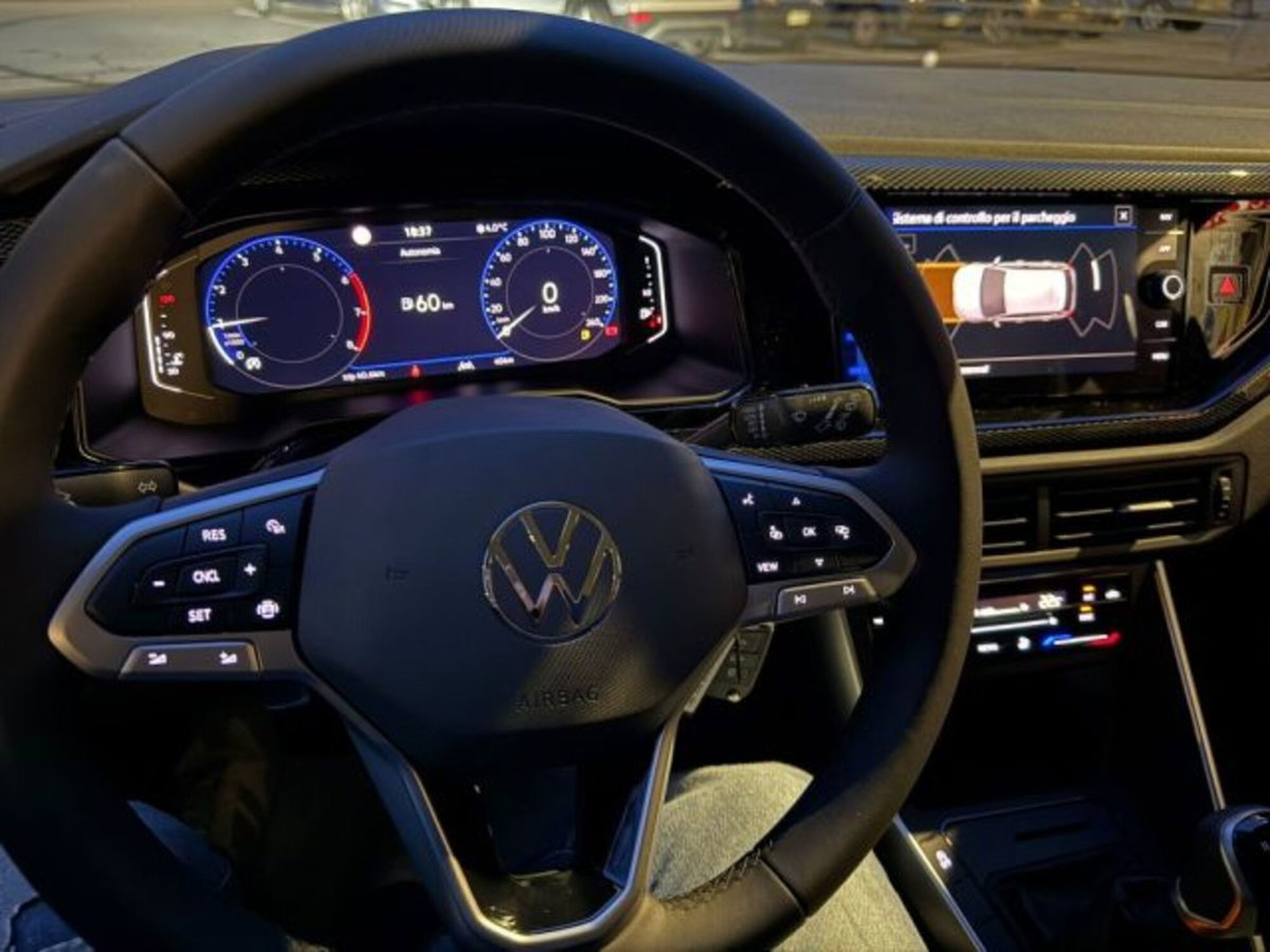 Volkswagen Polo 1.0 tsi Edition 95cv (8)