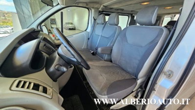Opel Vivaro Furgone 27 2.0 CDTI 120CV PC-TN Combi 9 posti (16)