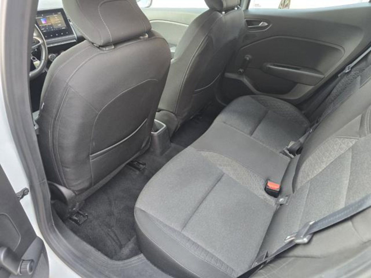 Renault Clio Blue dCi 85 CV 5 porte Zen (8)