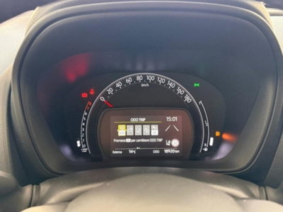 Toyota Aygo X 1.0 VVT-i 72 CV 5 porte Limited Air (17)
