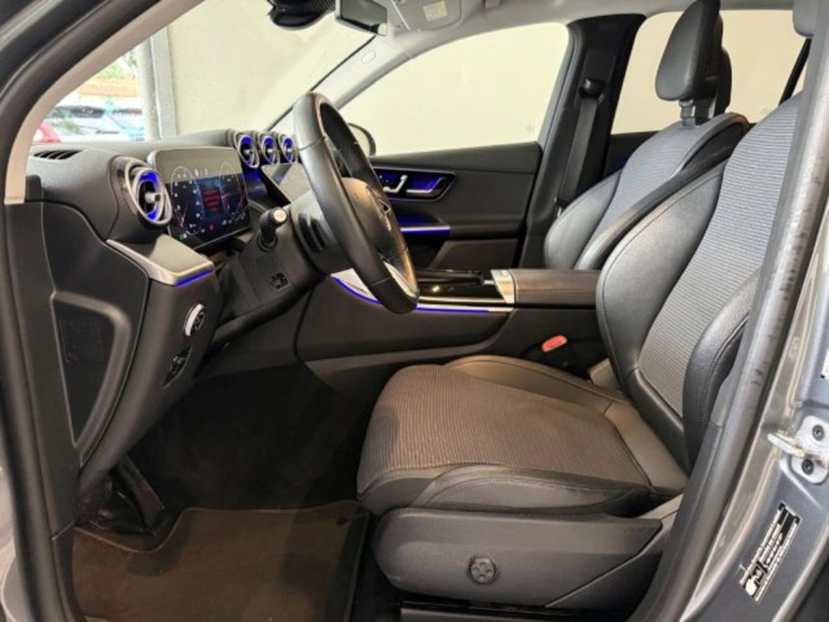 Mercedes-Benz GLC 220 d 4Matic Mild Hybrid AMG Advanced Plus (10)