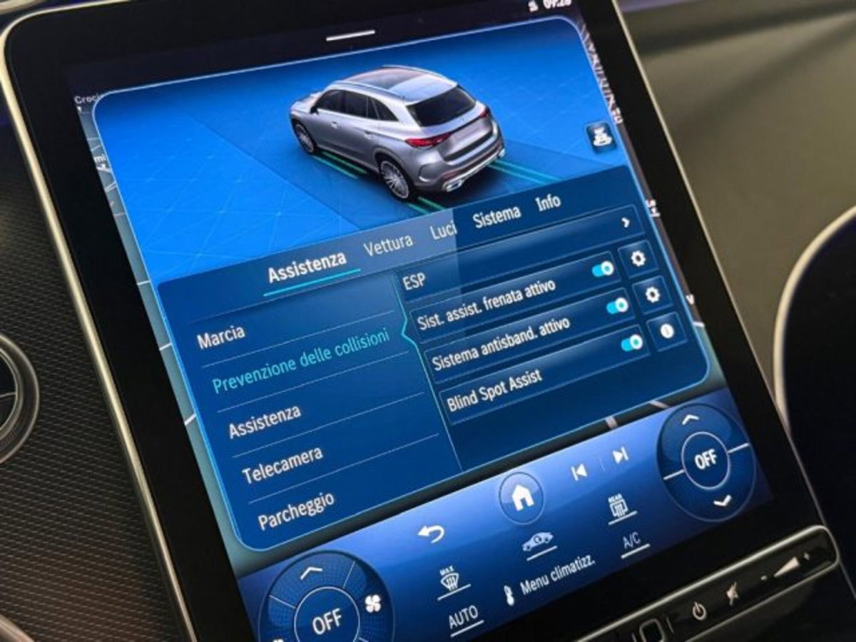 Mercedes-Benz GLC 220 d 4Matic Mild Hybrid AMG Advanced Plus (17)