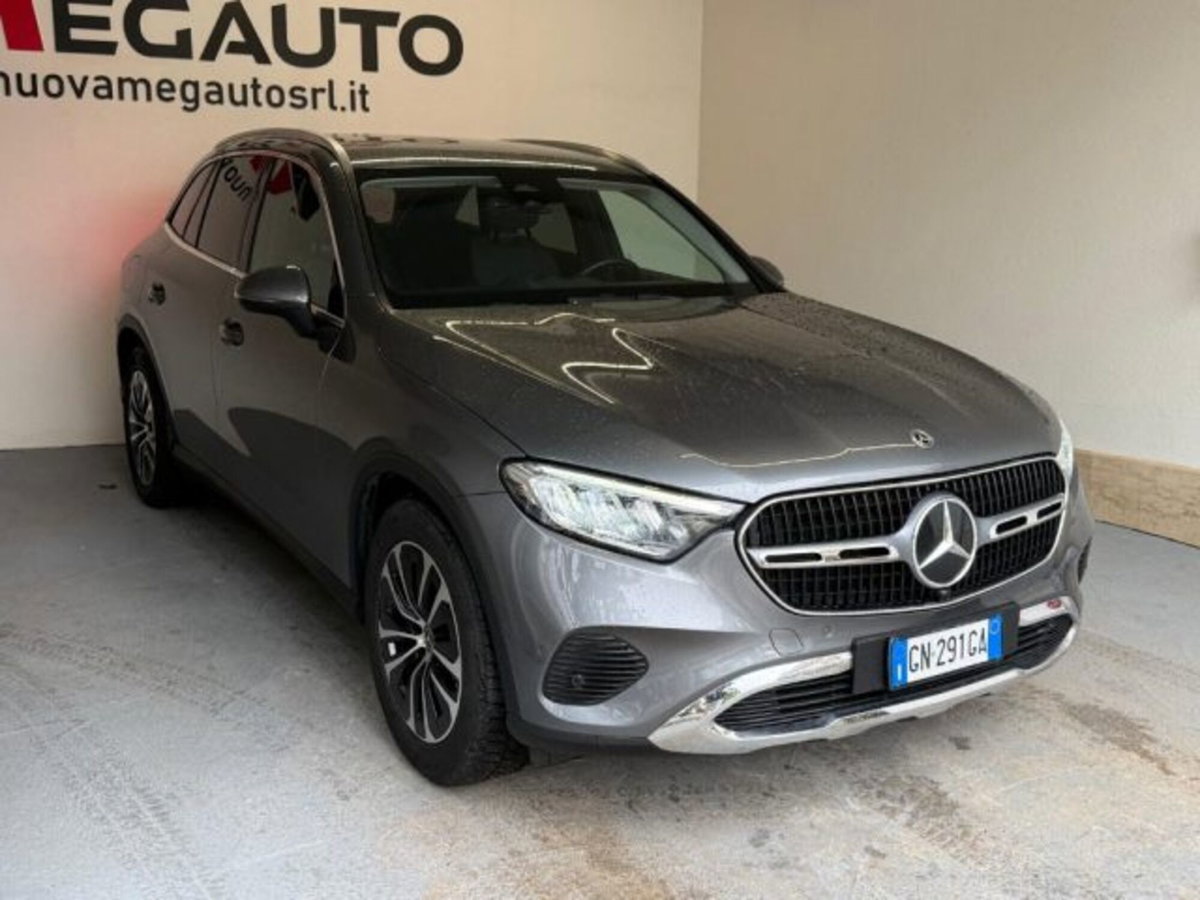 Mercedes-Benz GLC 220 d 4Matic Mild Hybrid AMG Advanced Plus (3)