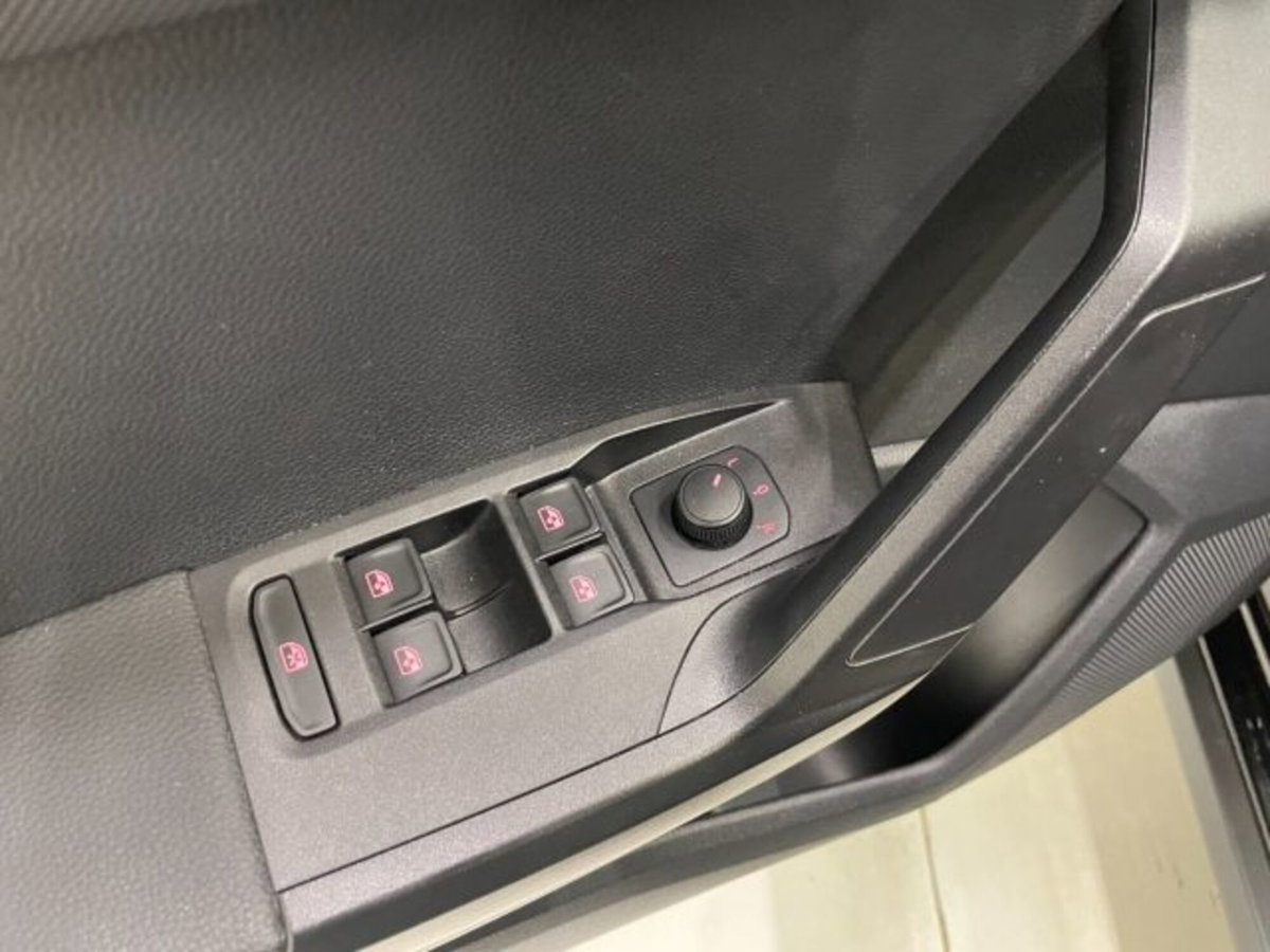 SEAT Arona 1.0 EcoTSI Style (19)