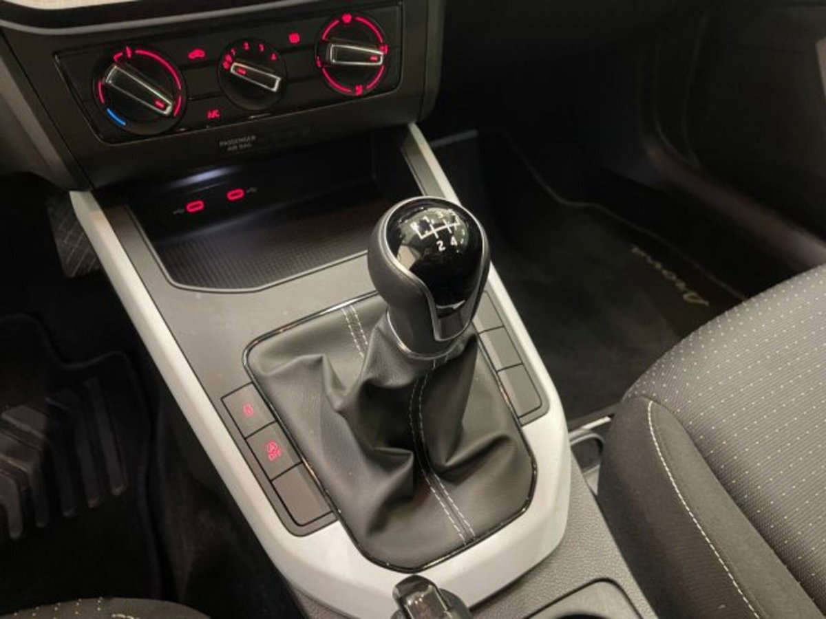 SEAT Arona 1.0 EcoTSI Style (8)