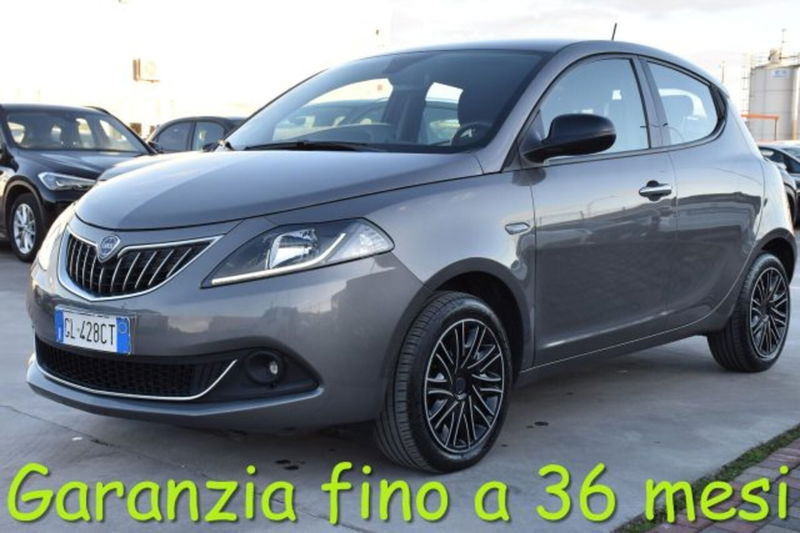 Lancia Ypsilon 1.0 FireFly 5 porte S&S Hybrid Gold Plus