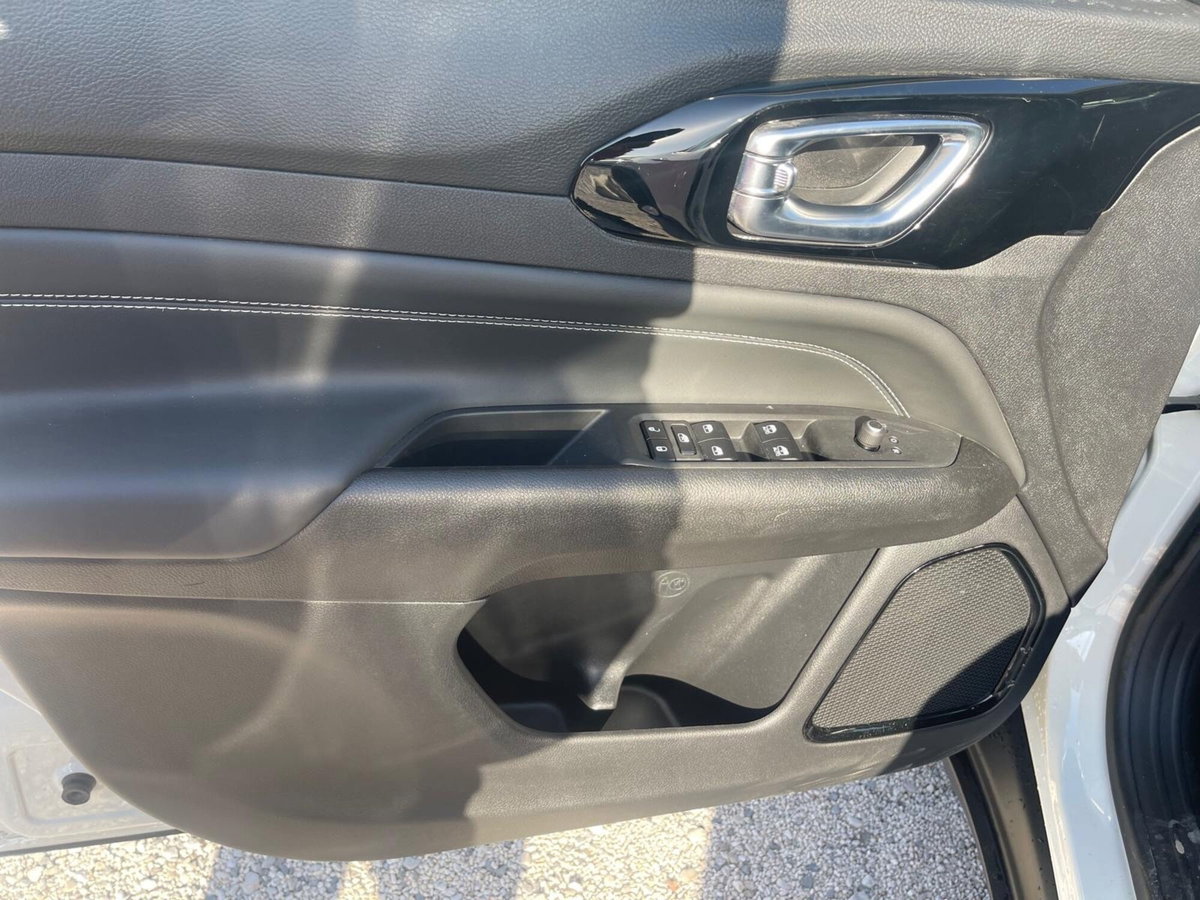 Jeep Compass 1.6 Multijet II 2WD Limited (7)
