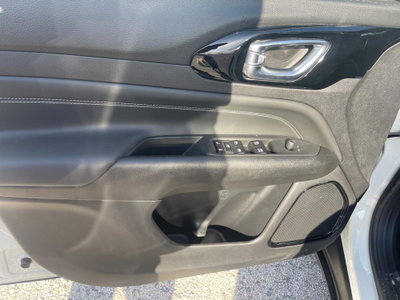 Jeep Compass 1.6 Multijet II 2WD Limited (7)