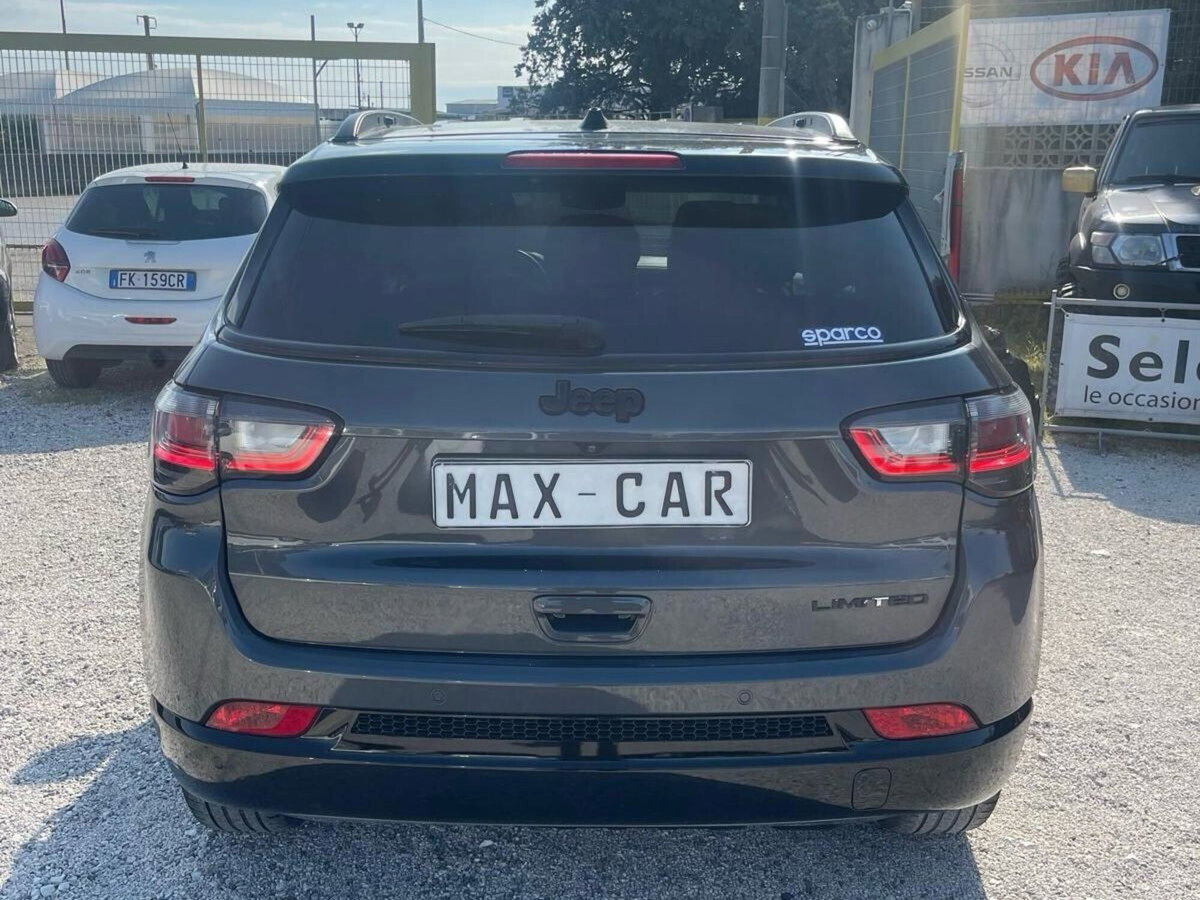 Jeep Compass 1.6 Multijet II 2WD Limited (10)