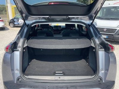 Peugeot 2008 BlueHDi 130 S&S EAT8 GT Pack (15)