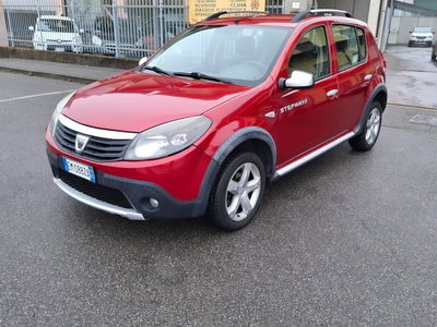 Dacia Sandero Stepway 1.6 8V GPL 85CV usata