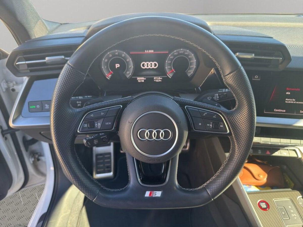 Audi S3 Sportback 2.0 TFSI quattro S tronic (10)