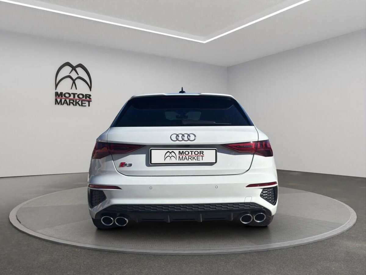 Audi S3 Sportback 2.0 TFSI quattro S tronic (6)
