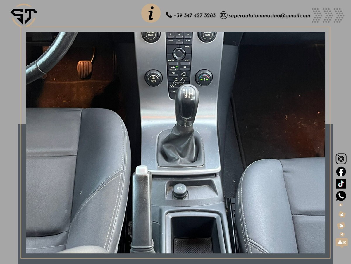 Volvo S40 2.0 D cat Summum (9)