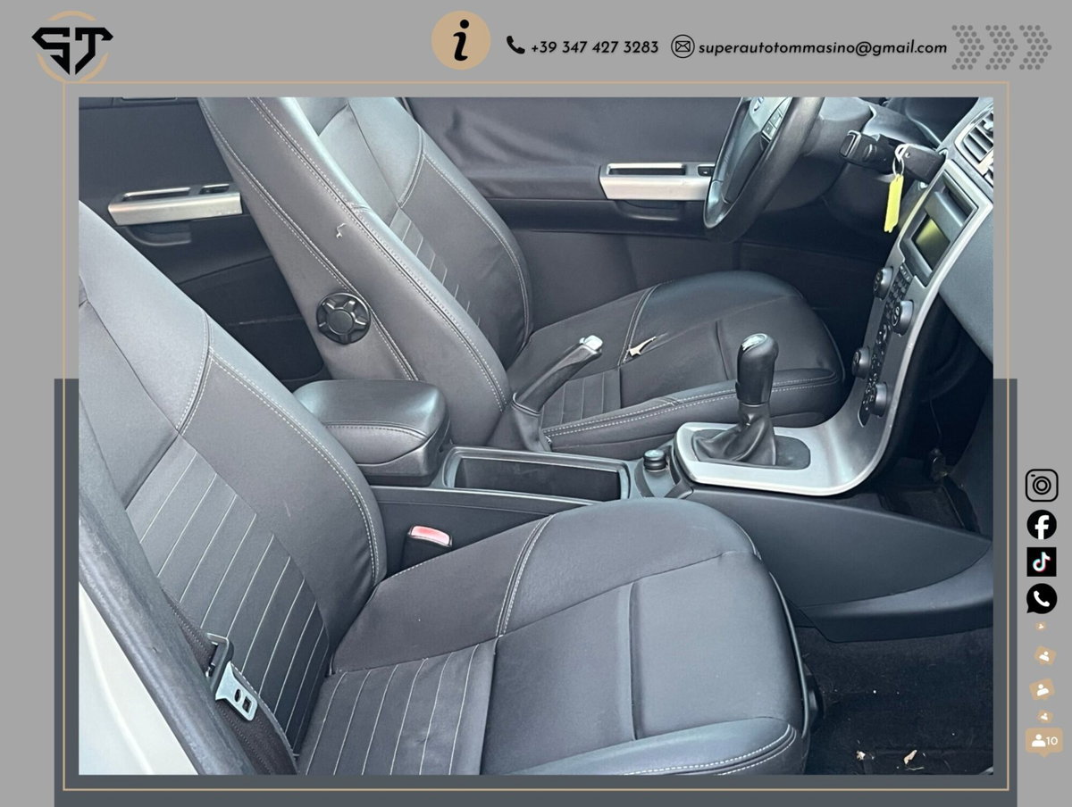 Volvo S40 2.0 D cat Summum (8)