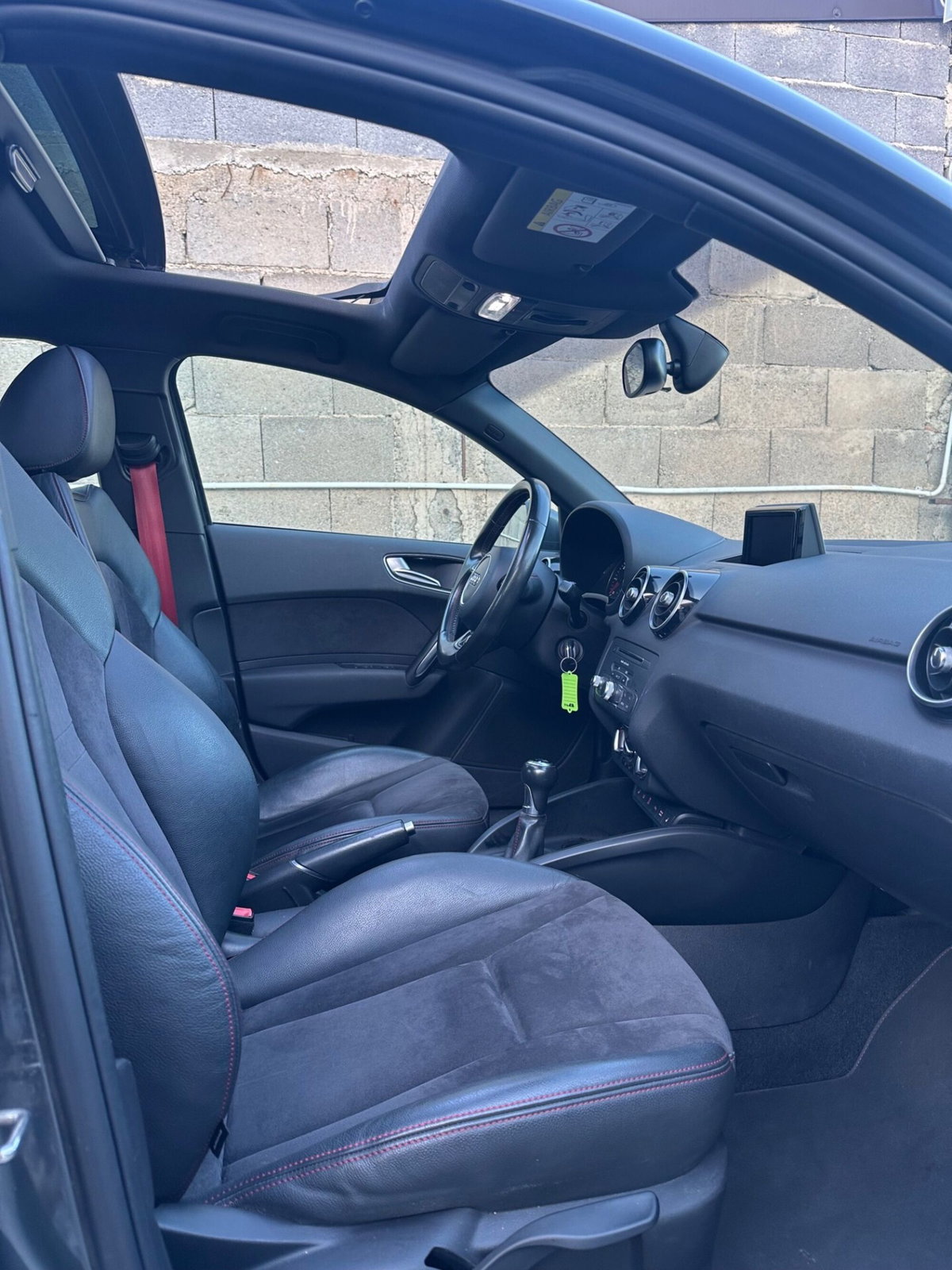 Audi A1 Sportback 1.6 TDI 116 CV S tronic (10)