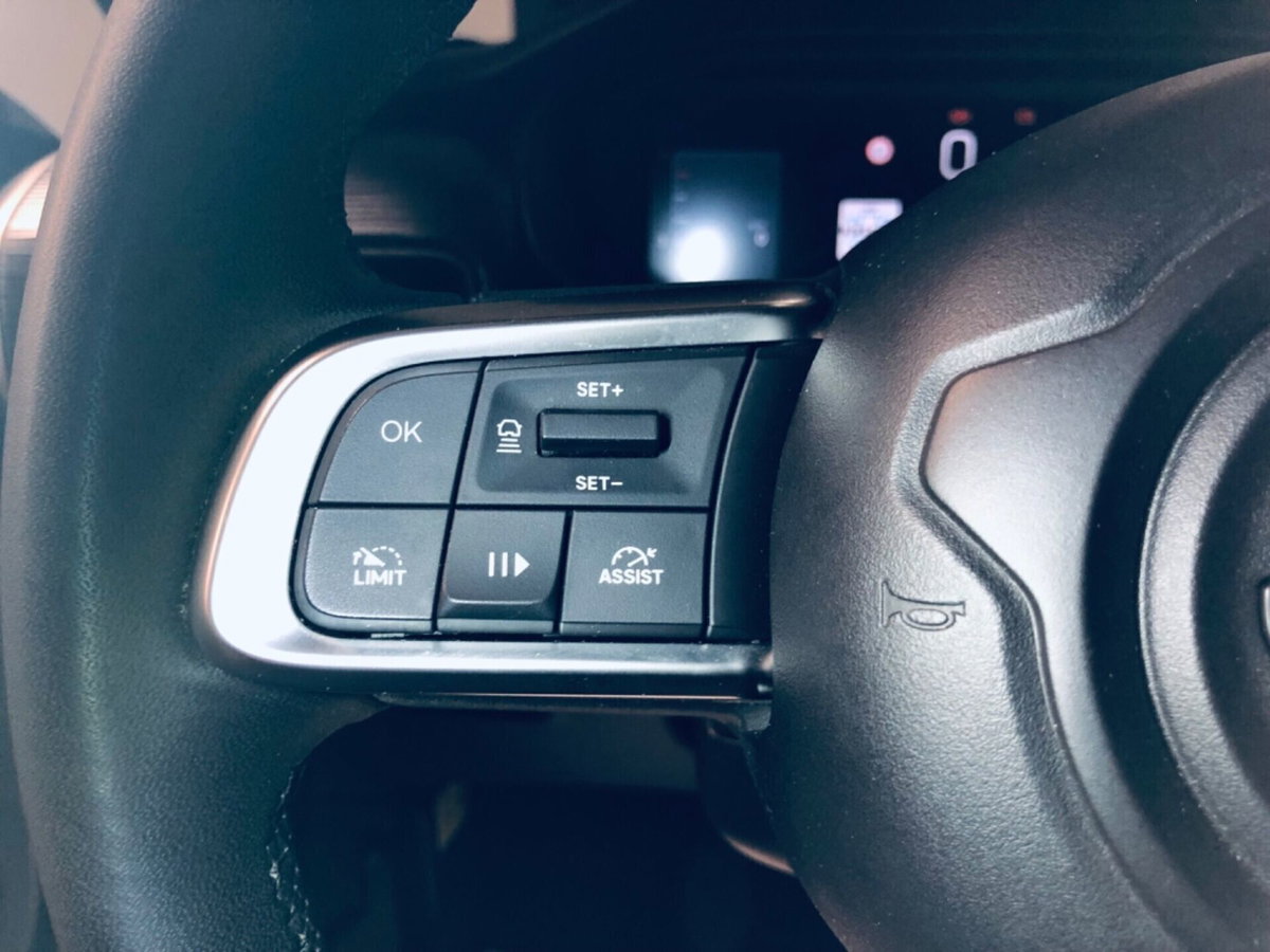 Jeep Avenger 1.2 turbo Altitude fwd 100cv (13)