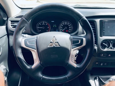 Mitsubishi L200 2.3 D Double Cab 4x4 Hurricane (3)