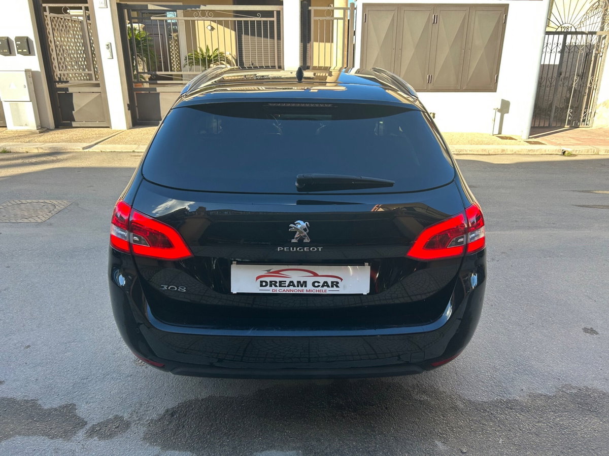 Peugeot 308 SW BlueHDi 120 S&S EAT6 Allure (11)