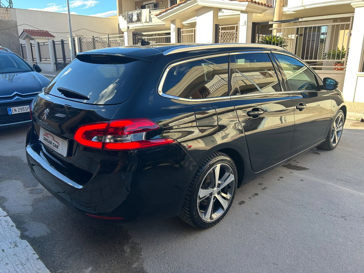 Peugeot 308 SW BlueHDi 120 S&S EAT6 Allure (12)