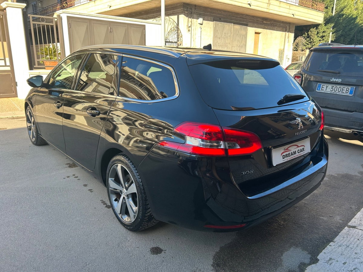 Peugeot 308 SW BlueHDi 120 S&S EAT6 Allure (13)