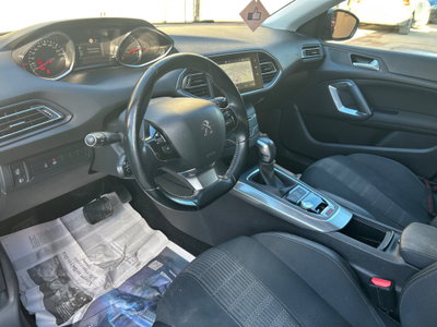 Peugeot 308 SW BlueHDi 120 S&S EAT6 Allure (15)