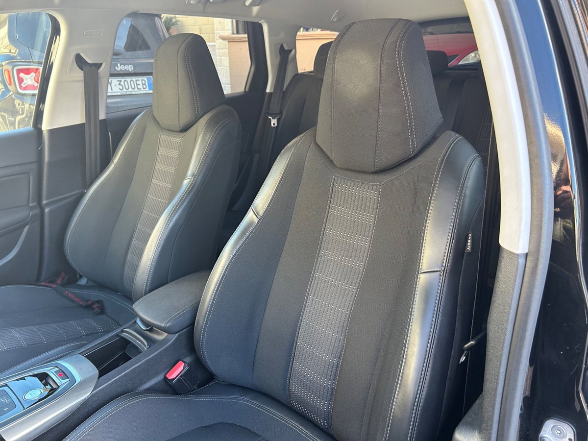 Peugeot 308 SW BlueHDi 120 S&S EAT6 Allure (17)
