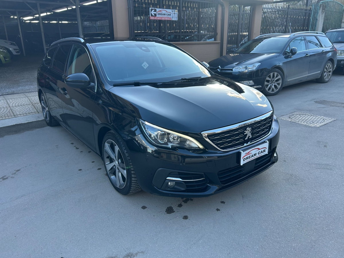 Peugeot 308 SW BlueHDi 120 S&S EAT6 Allure (3)