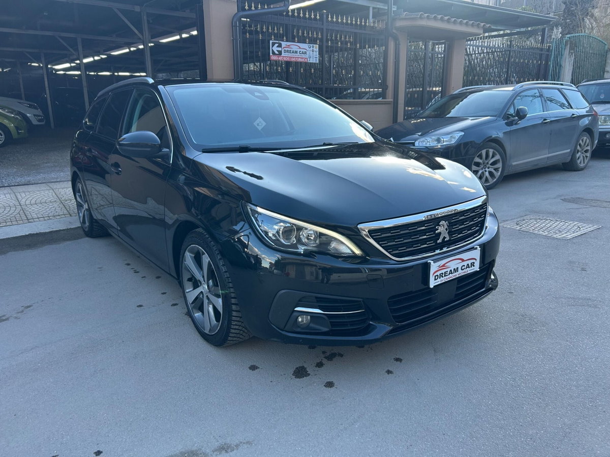 Peugeot 308 SW BlueHDi 120 S&S EAT6 Allure (4)